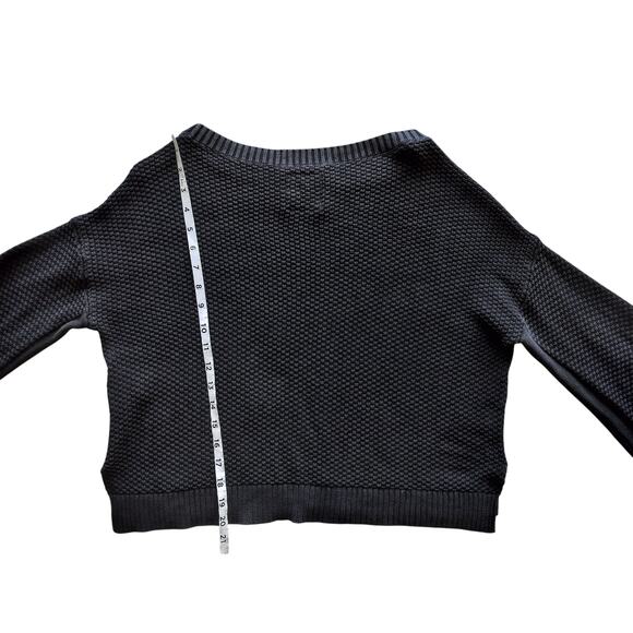 Hollister Women's Washed Black Textured Knit Oversized Bell-Sleeve Sweater Sz S - Picture 8 of 11